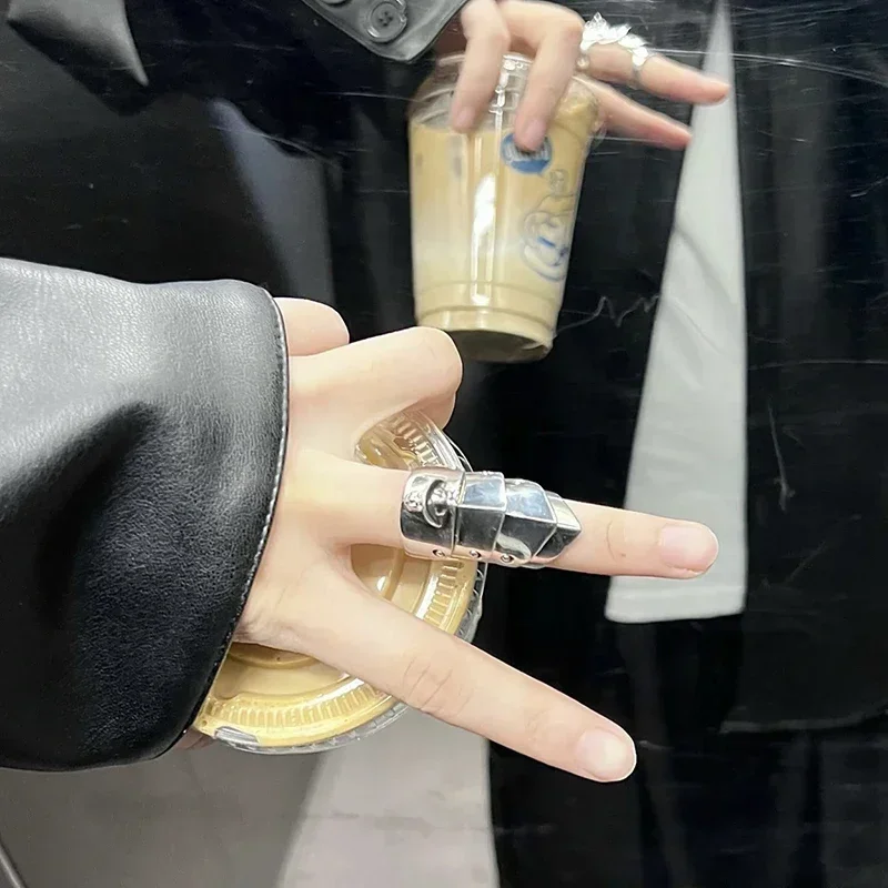 Anillo Punk de Anime, armadura de Cosplay, nudillos, anillos de dedo de Metal para adultos, Unisex, Hiphop, accesorios de joyería de articulación móvil, accesorio de fiesta