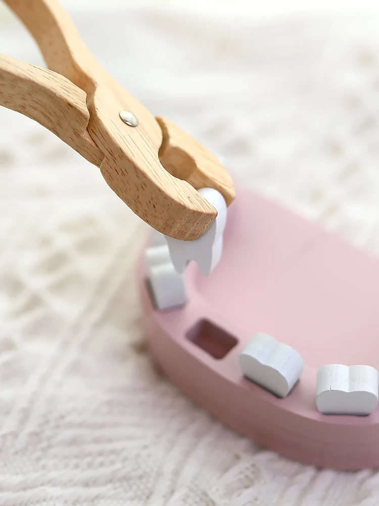 Kleiner Arzt aus Holz für Kinder spielt Zahnarzt, orales Dental-Set, Krankenschwester-Spielzeug, Baby lernt Zähne zu bürsten und zu Hause spielen – Detail 1