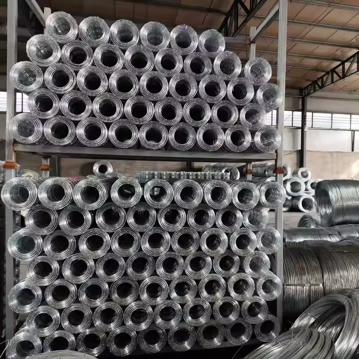 10ft Deer & Cattle Knitted Wire Mesh Farm Fence With Plain Weave And Welding Custom Length For Farm Land Boundary