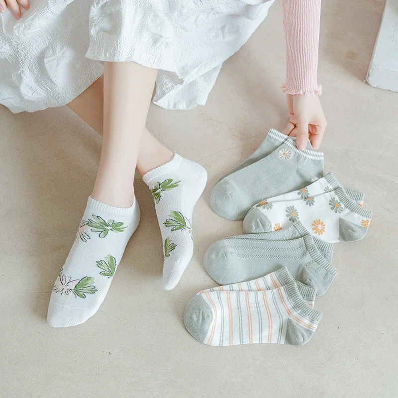 5 Pairs/lot Cotton Elegant Cute Girls Vintage Green Leaves Floal Fresh Women Short Socks Female Low Cut Ankle Sox Summer Spring