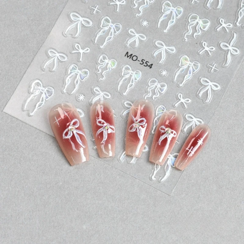 3D 흰색 Bowknot 양각 부조 자기 접착 네일 아트 스티커 여름 네일 아트 데칼 장식 DIY 귀여운 매니큐어 액세서리
