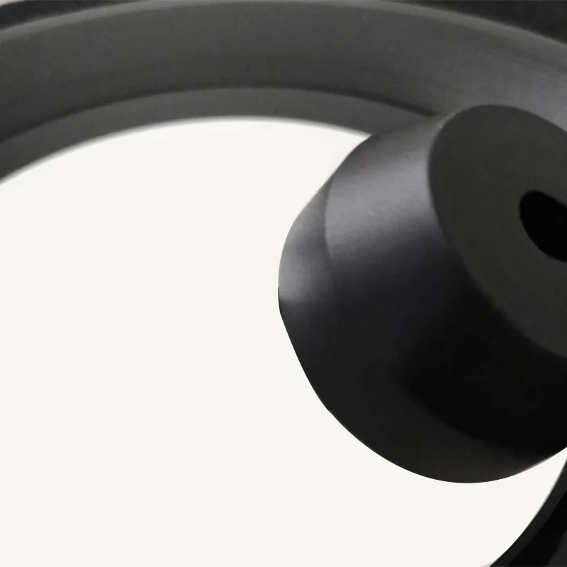 Adapter 45 obr./min. Trwały, solidny aluminiowy adapter centralny do 7-calowego płyty winylowej EP