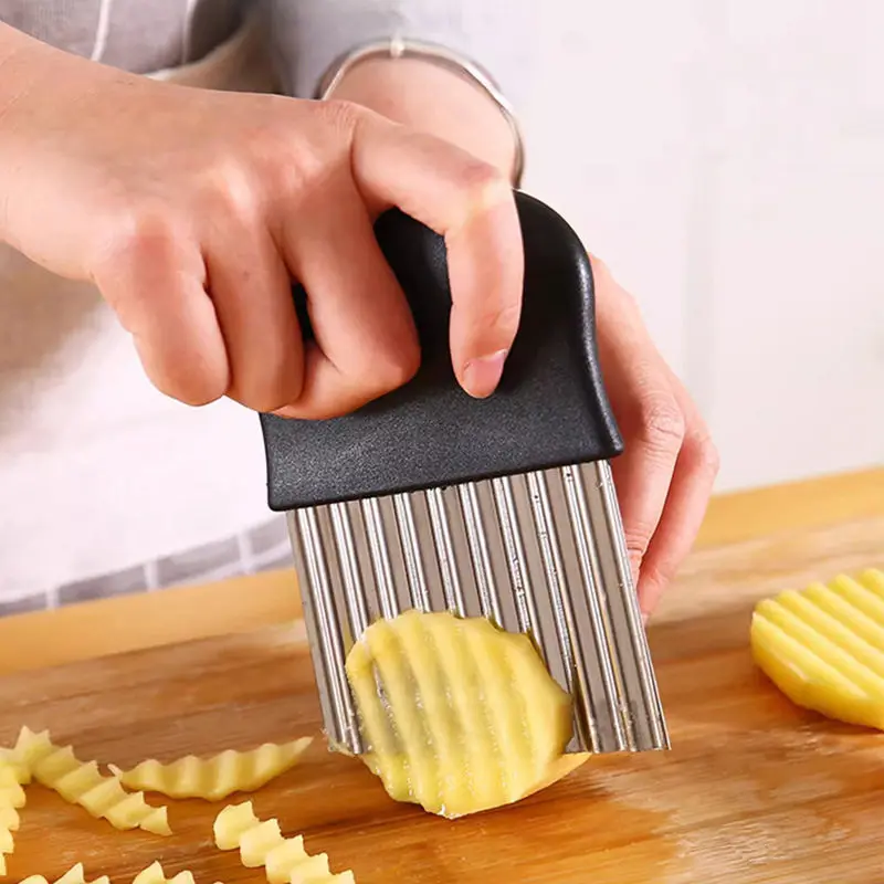 Stainless Steel Wavy Potato Cutter Crinkle Slicer Handheld Vegetable Chopper For Potato Carrot Cucumber Kitchen Cutting Gadget