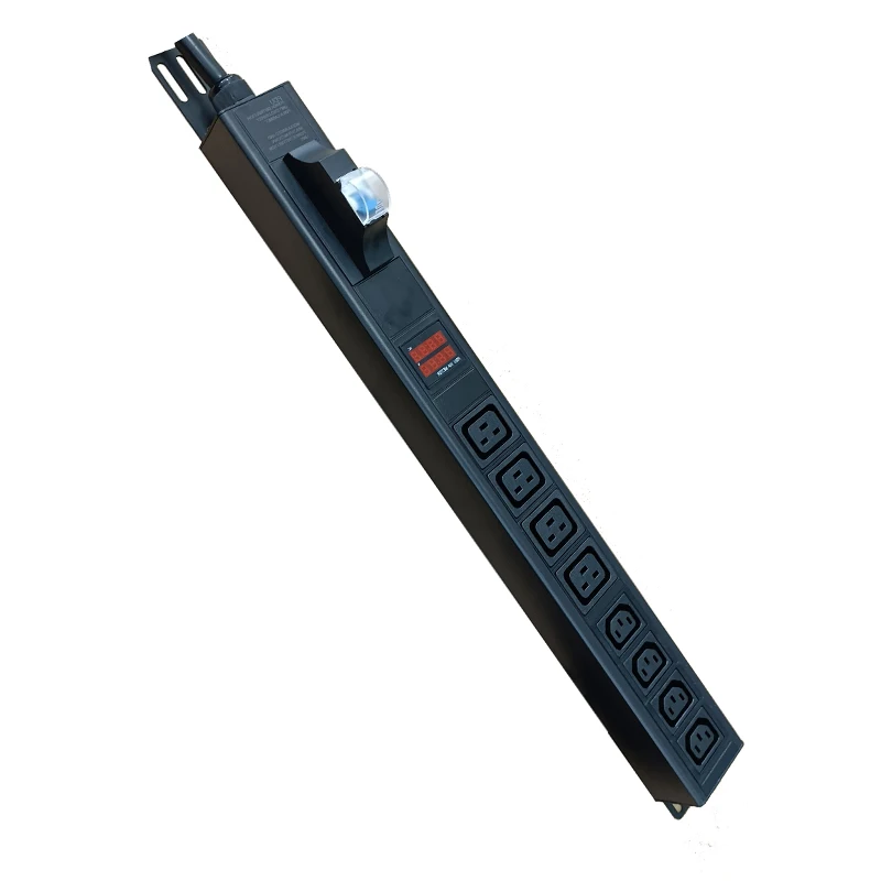 19インチキャビネットGPU L6 30p Nema 30アンペア 240ボルト C13+C19コンセント ハイパワー データセンターPDU