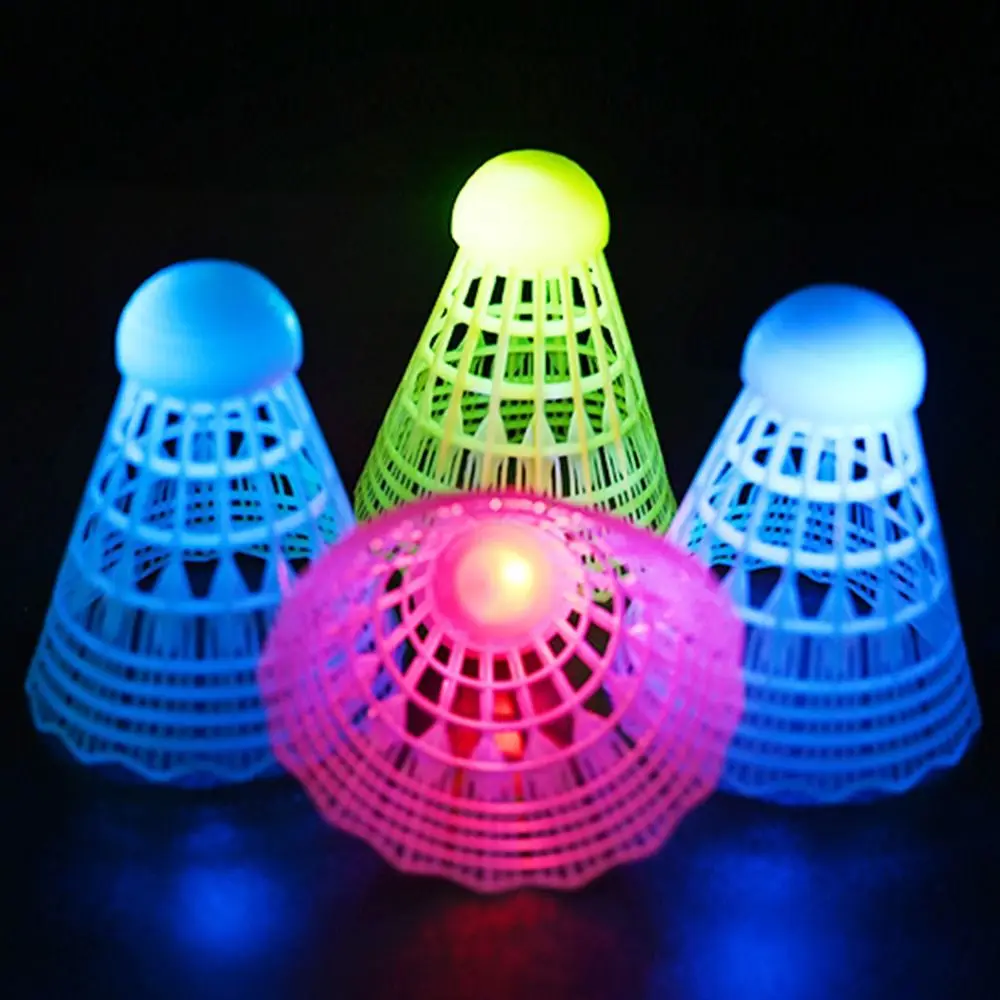 Nylon Multicolor Iluminação Badminton Ball, Alta Formação Elástica, Windproof Esporte Suprimentos, 3Pcs por Pacote