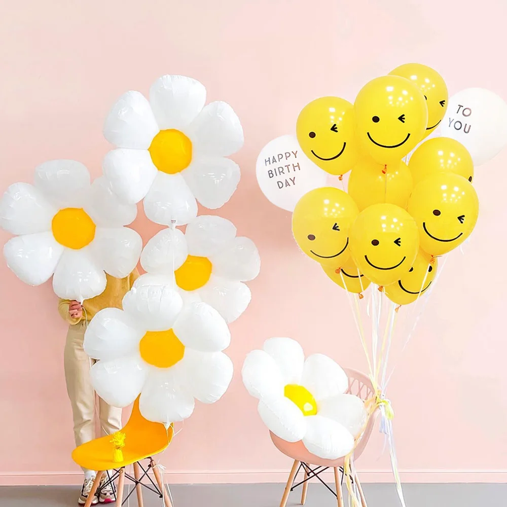 

Smile White Daisy Flower Foil Balloon Plumeria Helium Ball Wedding Kids Birthday Party Decoration Baby Shower INS Photo Props