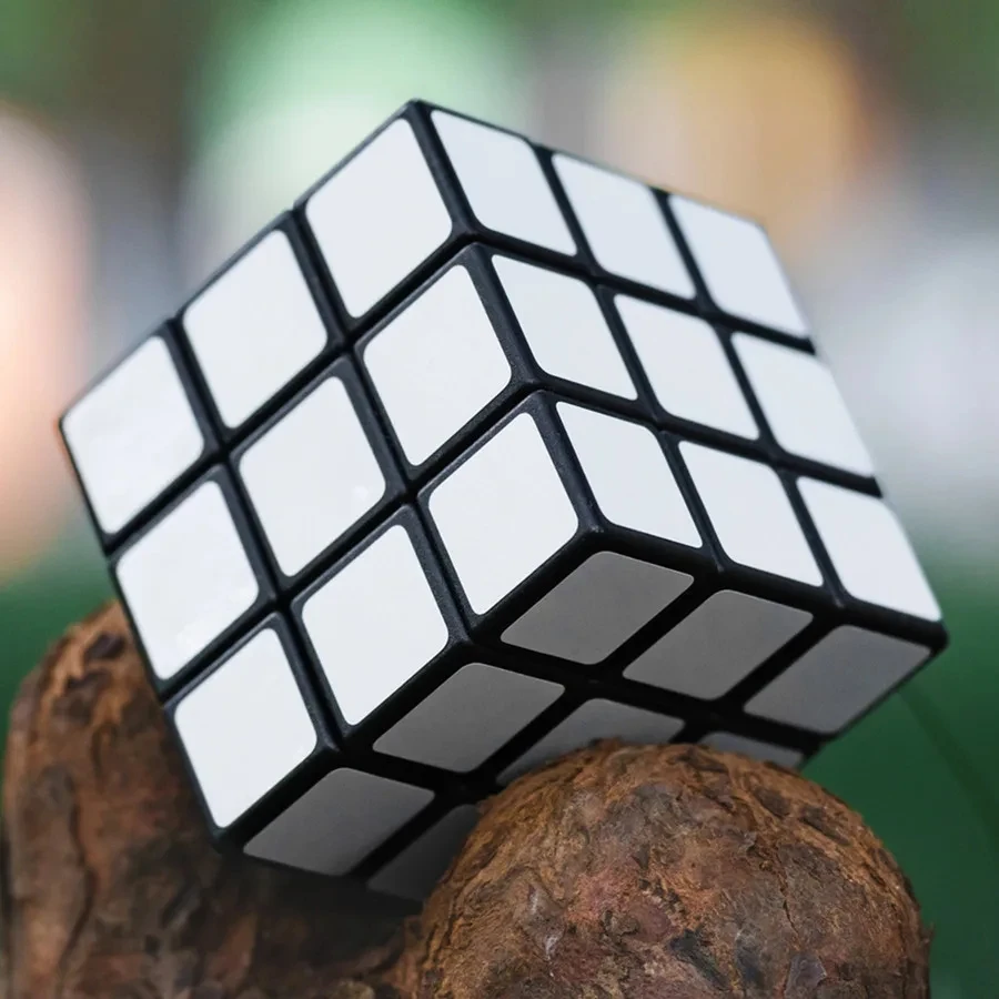 Blanker Cube 3x3รูบิคกระจกทรงแปลกปริศนาความเร็วปริศนามืออาชีพแก้เครียดของเล่นแก้เครียด