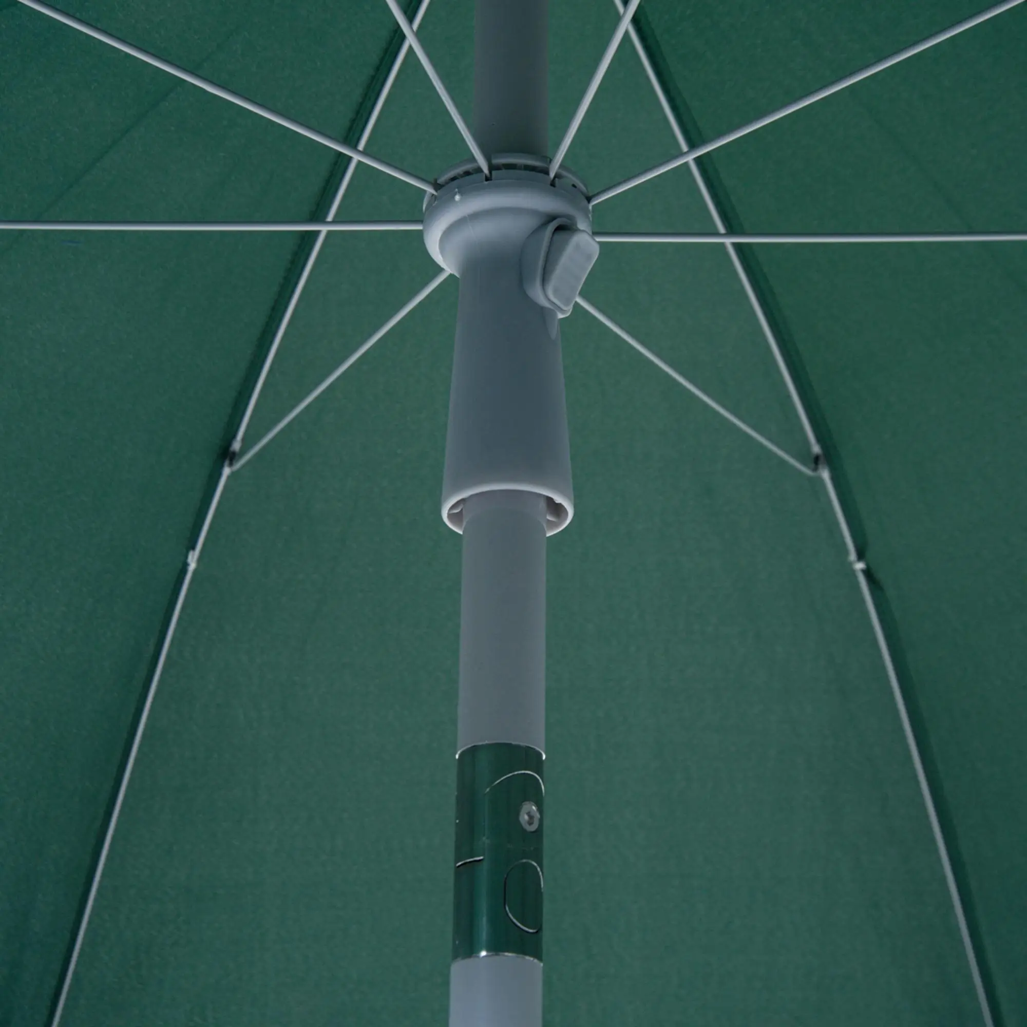Sombrilla de playa grande de 2,2 m con función giratoria, parasol resistente a la intemperie para balcón, terraza, jardín, verde