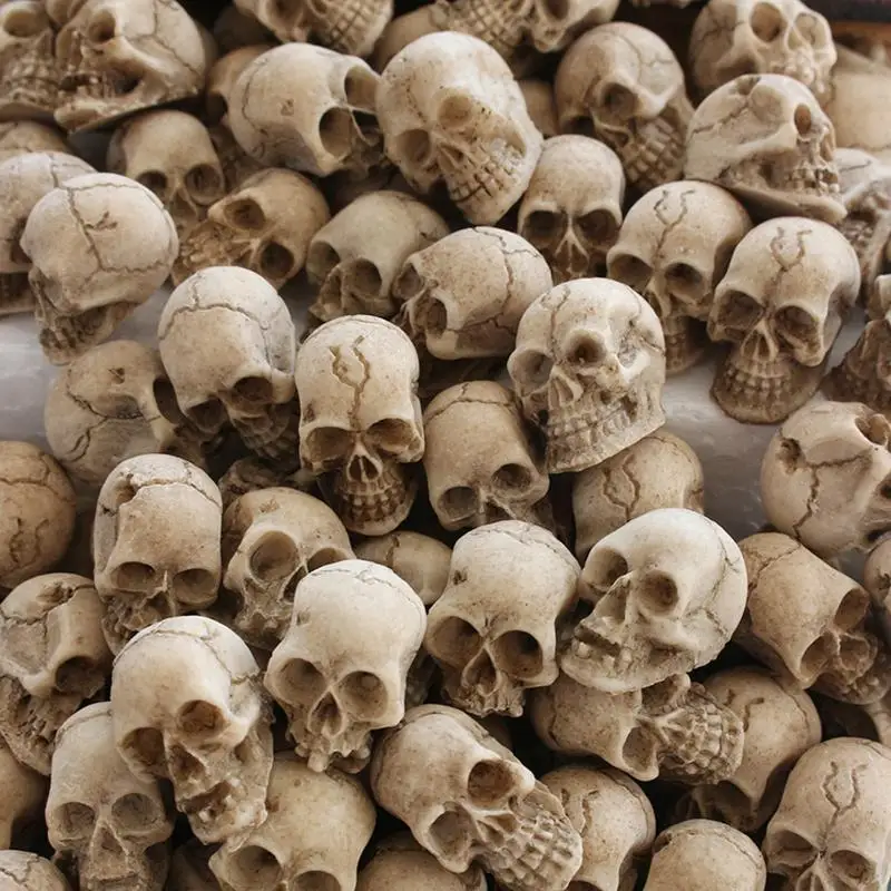 20 Stück Kreative Miniatur-Skelettköpfe, Sammlerstücke, Halloween-Mini-Schädel-Figuren für Halloween-Party-Tischdekoration – Detail 5