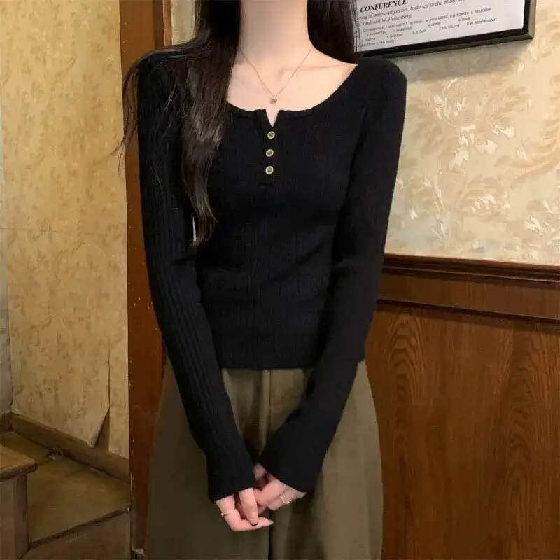 

Autumn Winter Knitted Women Sweater Solid Color Basic Slim Button Up O Neck Pullovers Woman Korean Short Soft Warm Knit Jumper