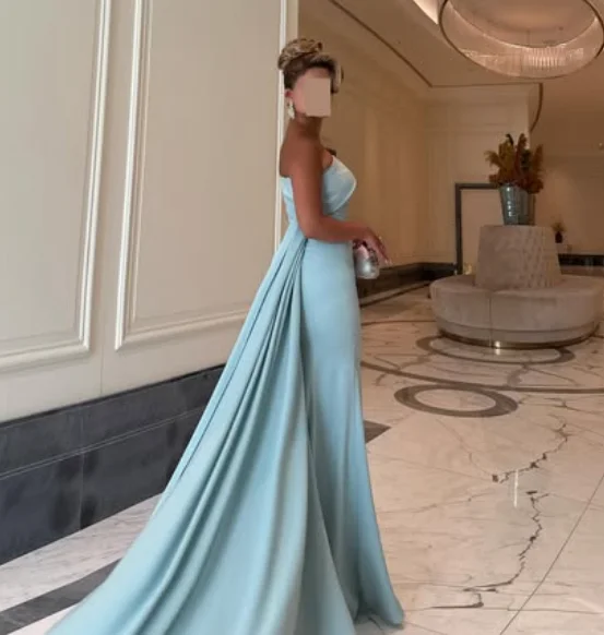 Vestidos de noche sin tirantes personalizados de alta calidad hasta el suelo con cola de corte plisado sin mangas azul فساتات 3).