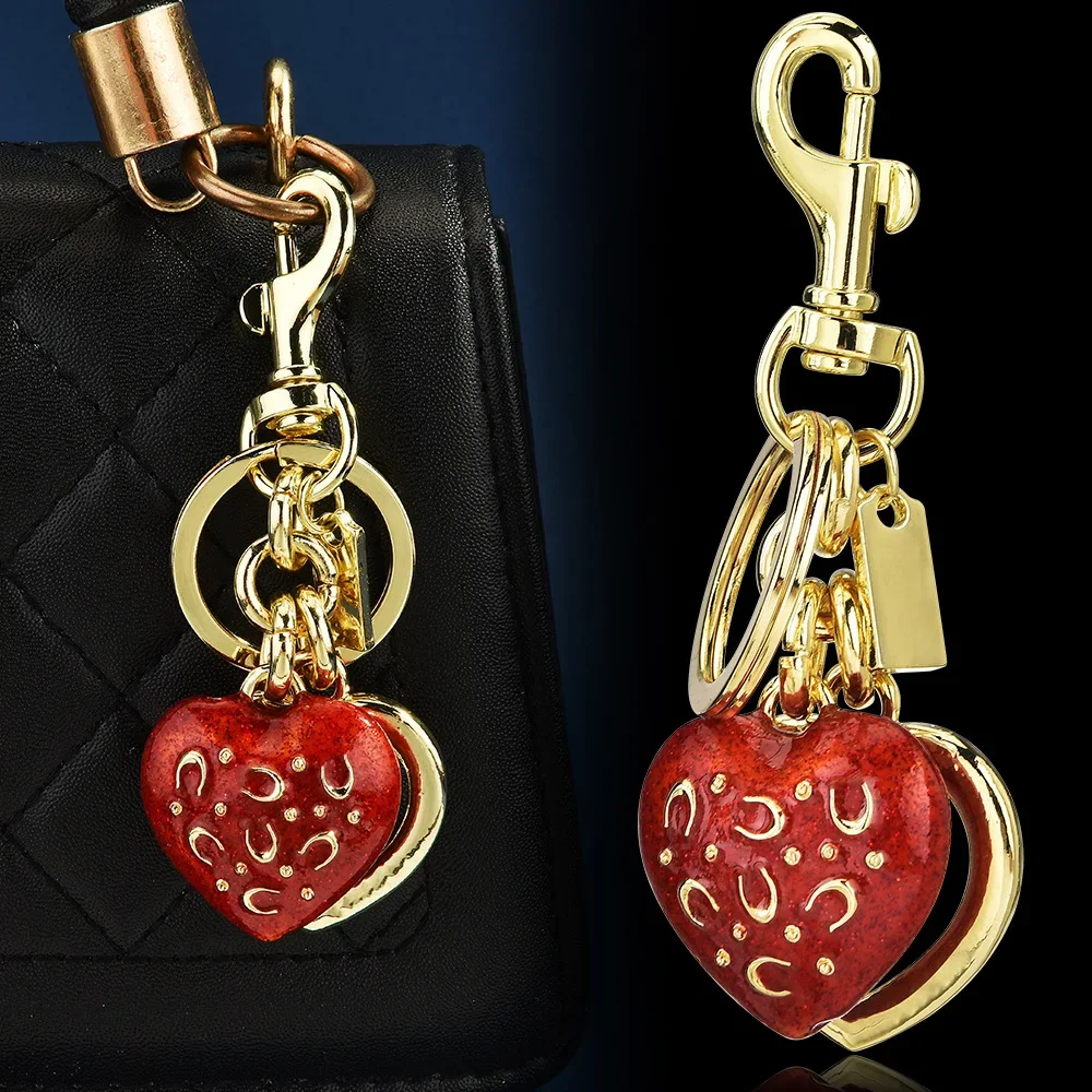 

High-end heart-shaped keychains, bag pendants, women's bag accessories, exquisite car pendants and accessories