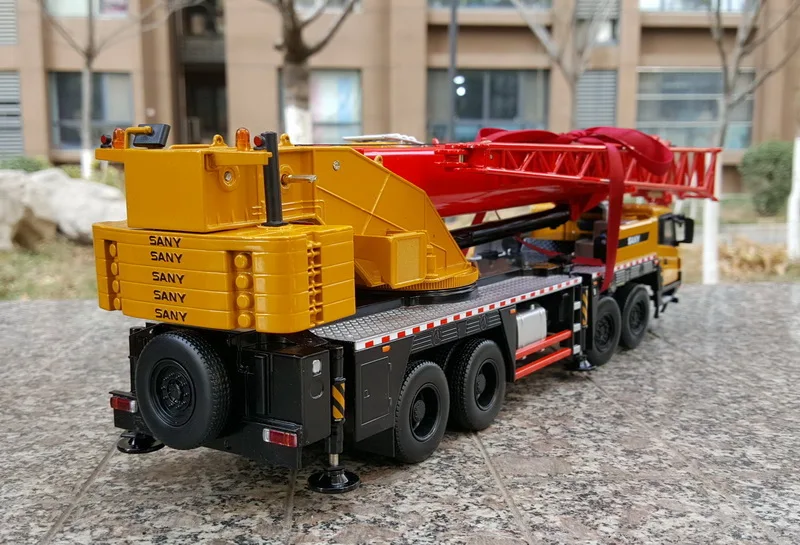 Alloy Model Toy Gift 1:36 Scale SANY STC800T6 Automobile Crane Engineering Machinery Vehicles DieCast Toy Model for Collection