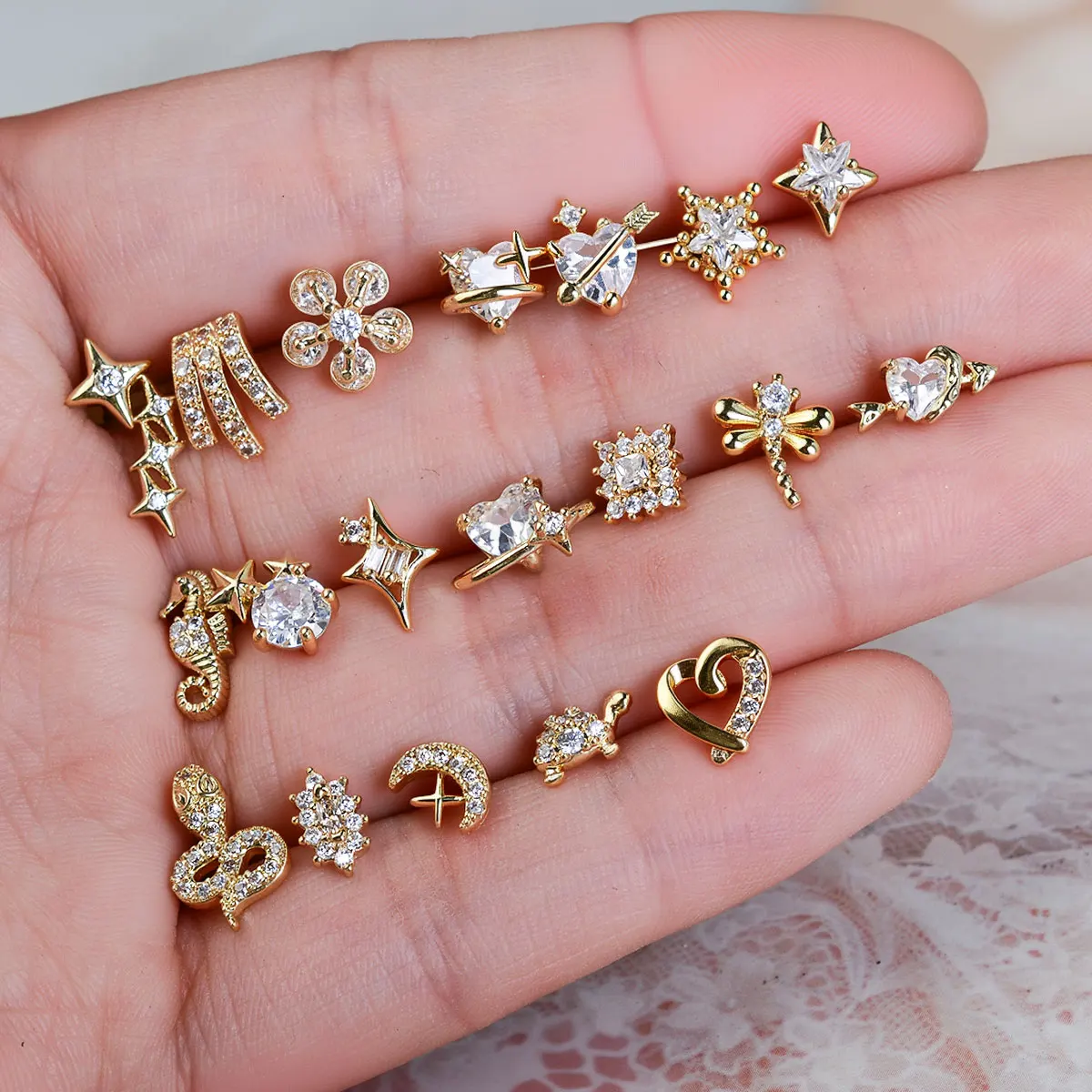 1PC 20G Cartilage Helix Earrings Stud for Women Stainless Steel CZ Flat Back Moon Heart Star Flower Tragus Lobe Piercing Jewelry