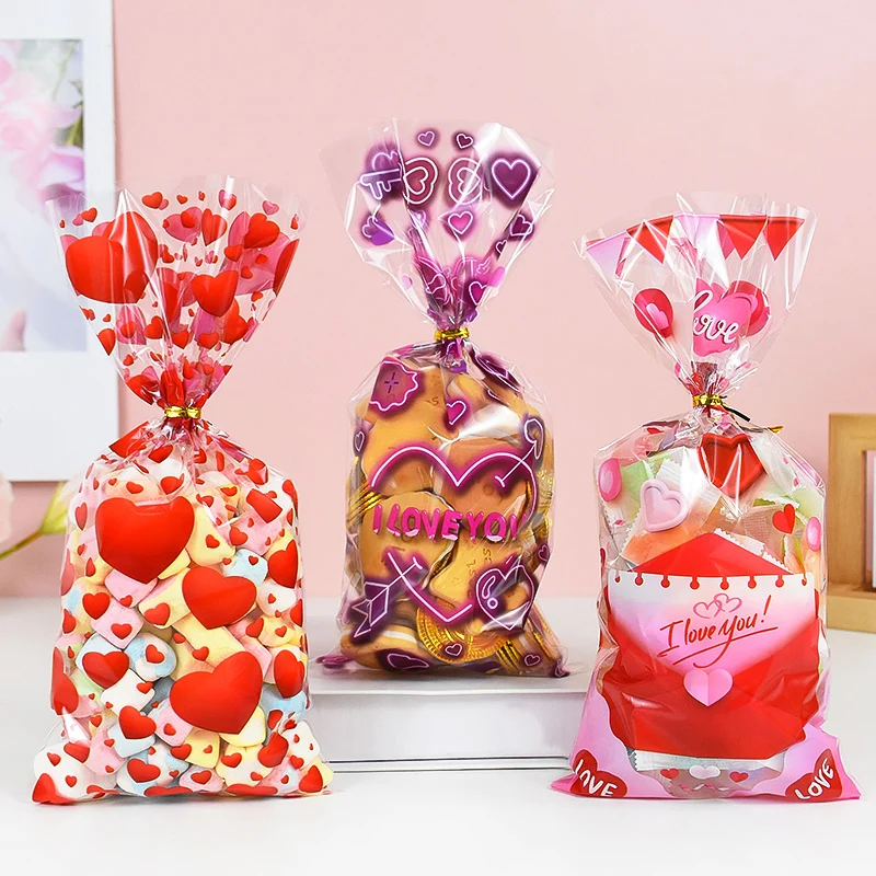 

50pcs Mixed Red Heart Candy Bags Valentines Day Plastic Chocolate Bag Cartoon Bear Plastic Packing Pouch Wedding Decor Supplies