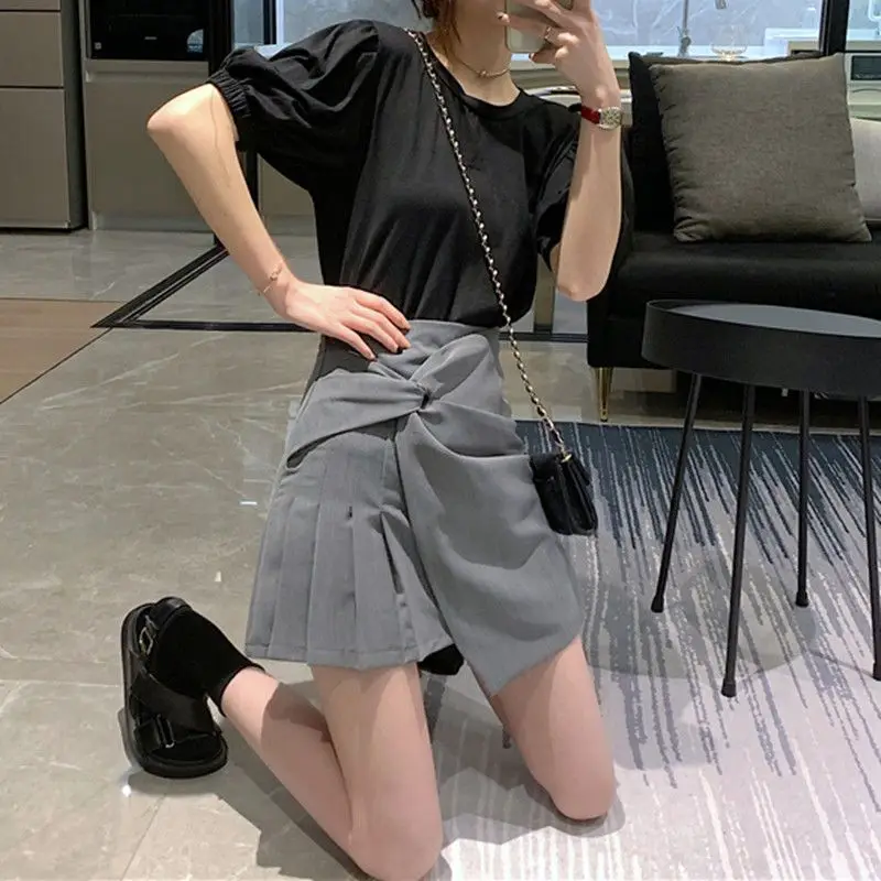 Design-sensible Niche Pleated Women's New High-waisted A-line Irregular Hip Skirt