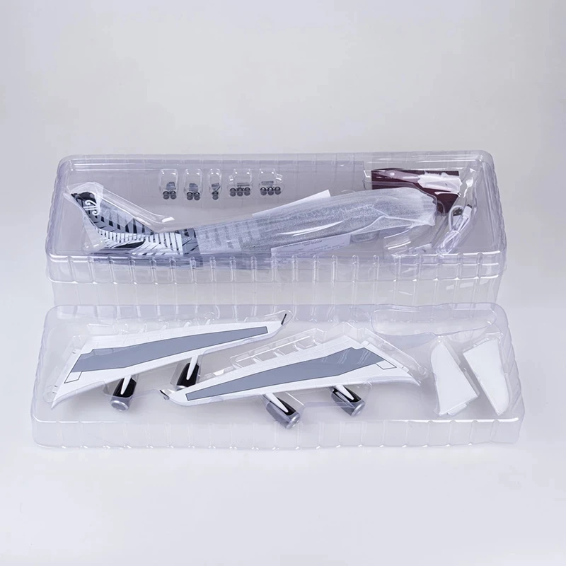 1/160 47CM A380 Newzealand Aircraft New Zealand Airlines Model W Light and Wheel Landing Gear Diecast Plastic Resin Plane Toy