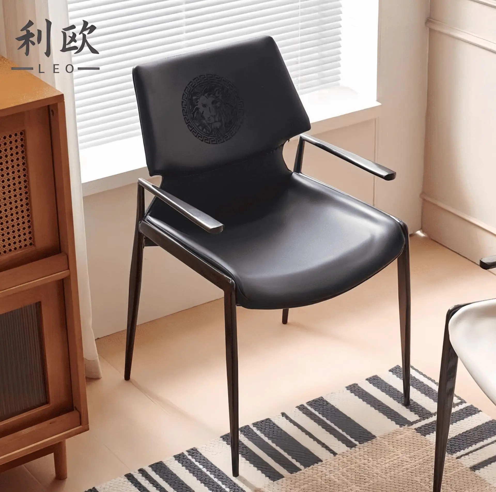 AOLIVIYA Wrought Iron Saddle Leather Restaurant Dining Chair Bar Coffee Shop Hotel Backrest Armchair Home Stool