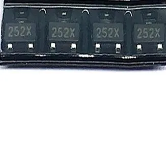 100PCS XC6202P332 XC6202P332MR Silkscreen252X SOT23-3 em estoque Novo e original
