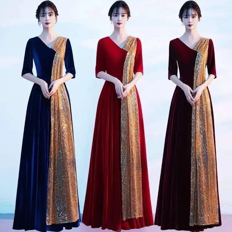 

2025 Новый золотой бархатный костюм для выступлений с большим хором, женское длинное платье, красная песня, вечернее платье с проводатором, сценический костюм ведущего