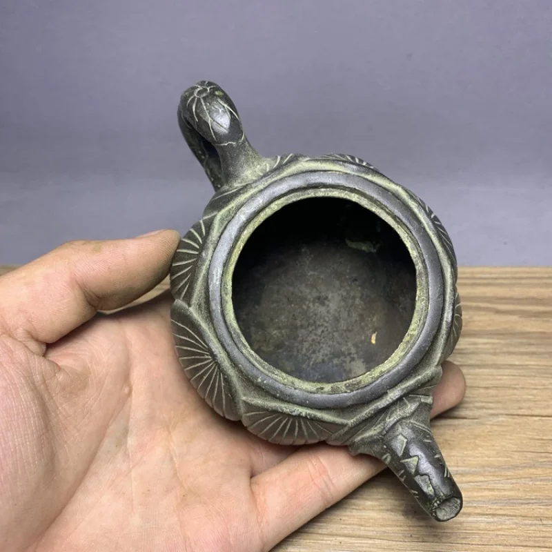 Antique Bronze Collection Decoration Props Brass Crafts Antique Distressed Lotus Figure Teapot Decoration Collection