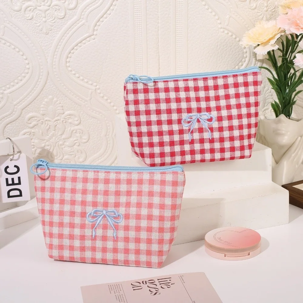 

Cute Large Capacity Makeup Bag Plaid Embroidered Bow Cosmetic Bag with Zipper Polyester Pencil Case Women