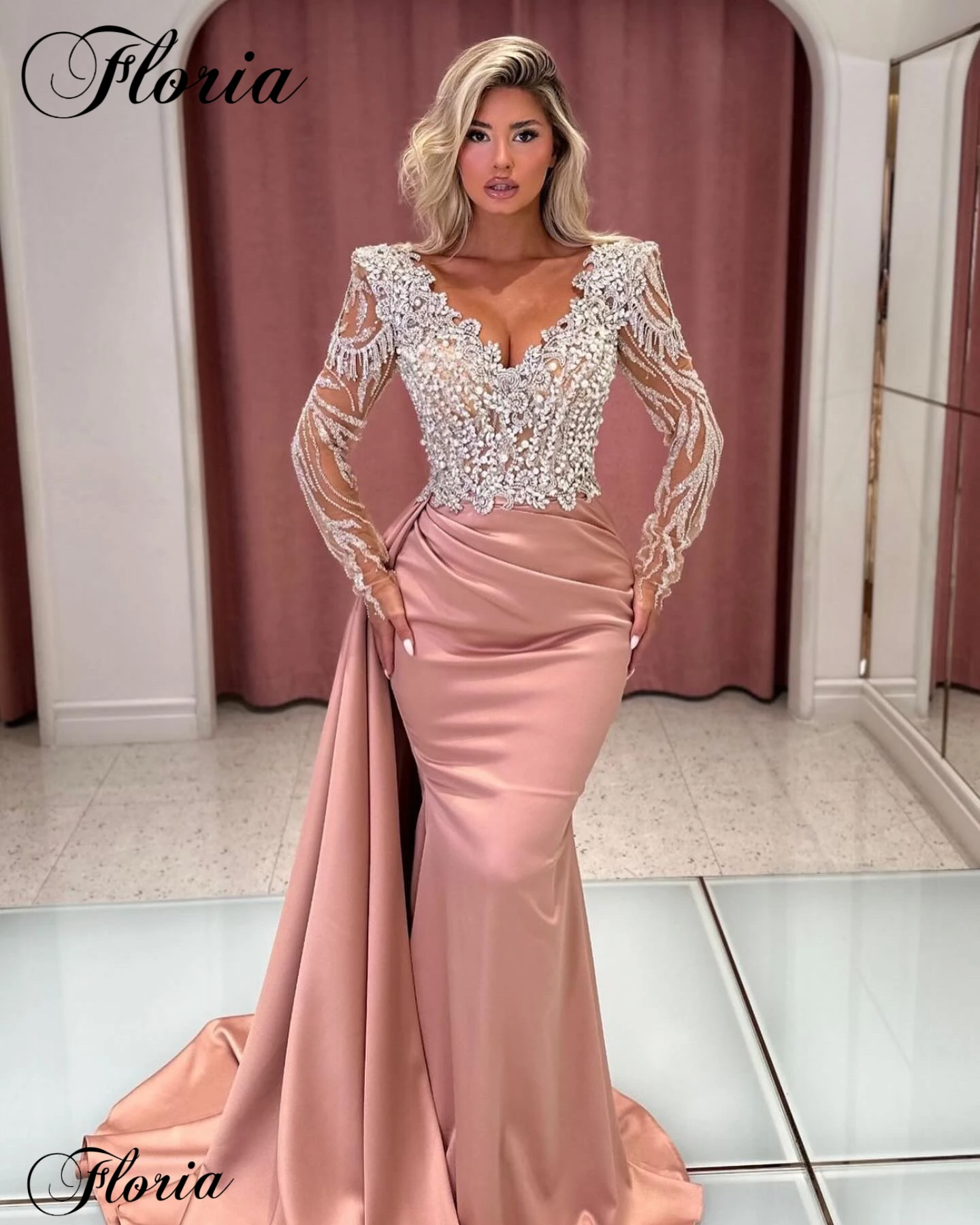 Simple Long Sleeves Cocktail Dresses With Crystals Mermaid V-Neck Prom Dresses For Women Vestidos De Cóctel Coutures Gowns