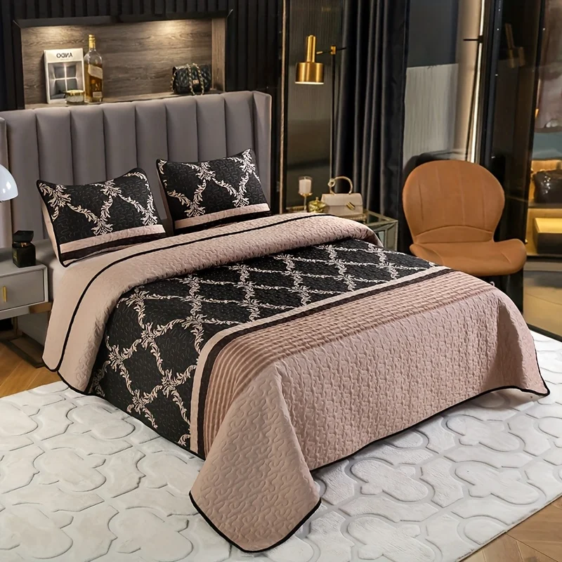 

3pcs Brushed Printed Quilted Bed Cover Three Piece Set, Palace Pattern Bed Cover Three Piece Set