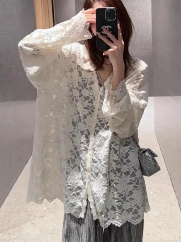 

2025 Elegant Lace Trim Women's Long Sleeve Shirt Slim Fit High-End Stretch Fabric Sexy Hollow Button Blouse for Party Daily Wear