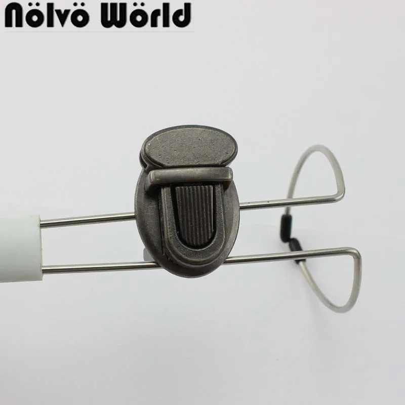 

5-20 sets 34X22mm Old silver color Retro thumb lock metal functional lock for handbags handmade hardware