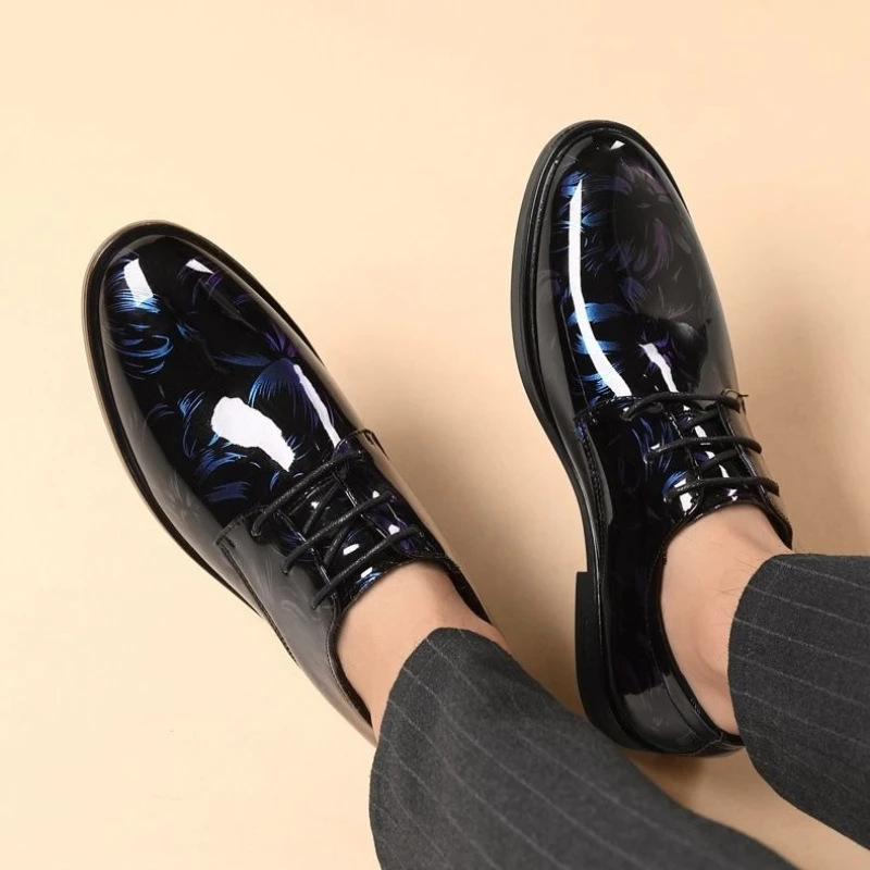 

Яркая деловая мужская деловая обувь с острым носком, весенне-осенняя дешевая жидкостная распродажа, повседневная мужская обувь по низкой цене