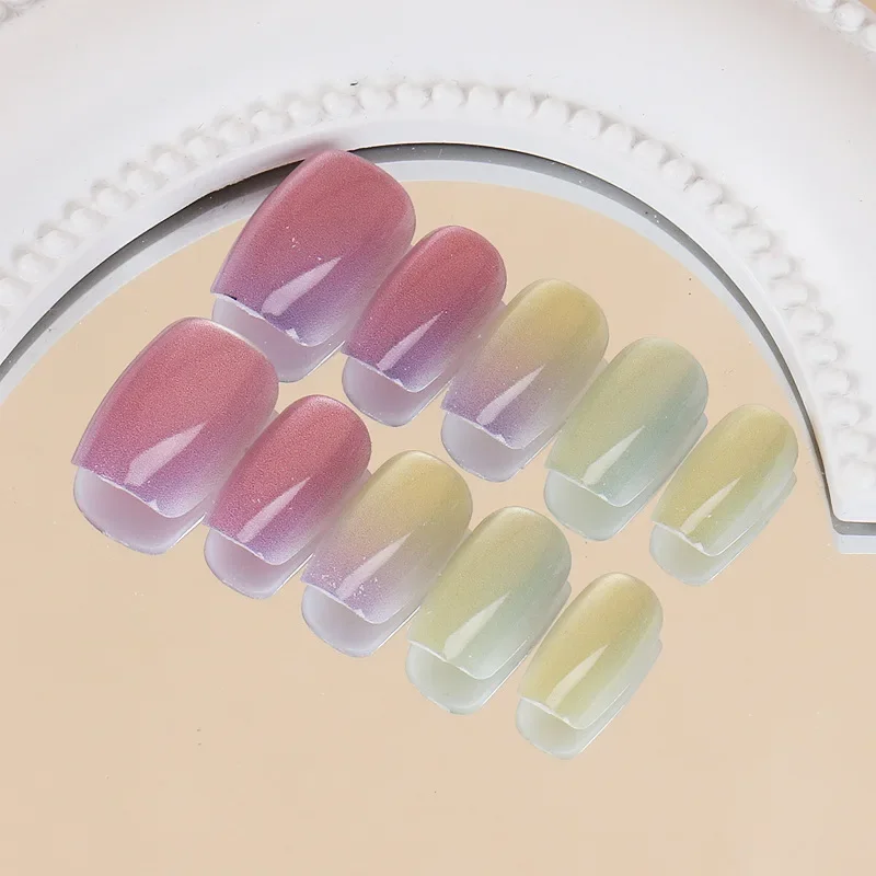 30Pcs Rainbow Color Glow Cat Eye Press on False Nails with Glue Glitter Short Square Nails Sweet Cool Gradient Summer Fake Nails