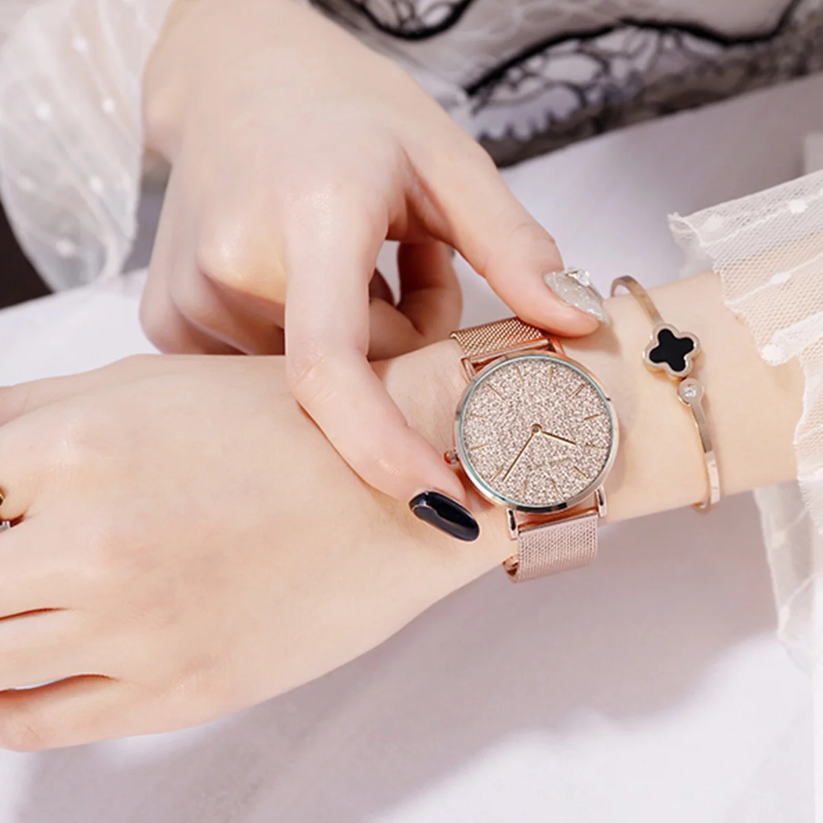 Hannah Martin Luxury Women's Watch With Japanese Original Quartz Movement Stainless Steel Mesh Strap 36mm Rose Gold Wrist Watch