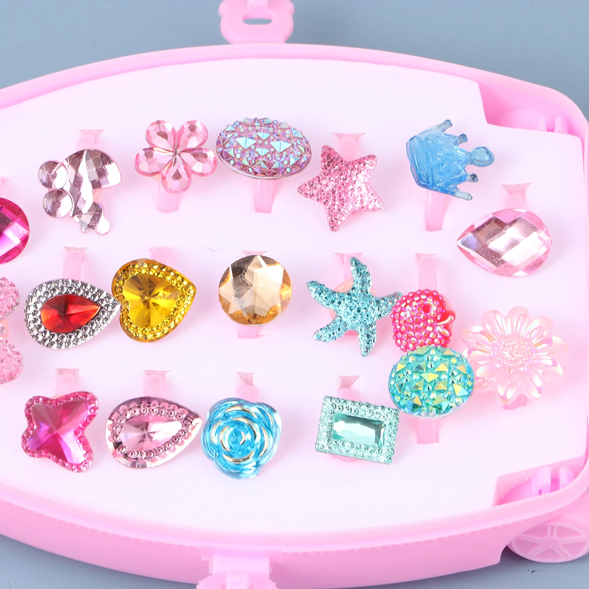 

20pcs Colorful Acrylic Kid Rings Bright Fun Gift Toy Rings Set for Girls with Storage Box