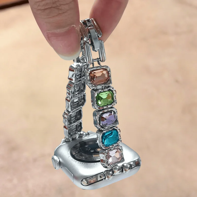 

Новый минималистичный металлический ремешок, совместимый с ремешками iWatch 38 мм, 40 мм, 41 мм, 42 мм, 44 мм, 45 мм, 49 мм. Модный ремешок.