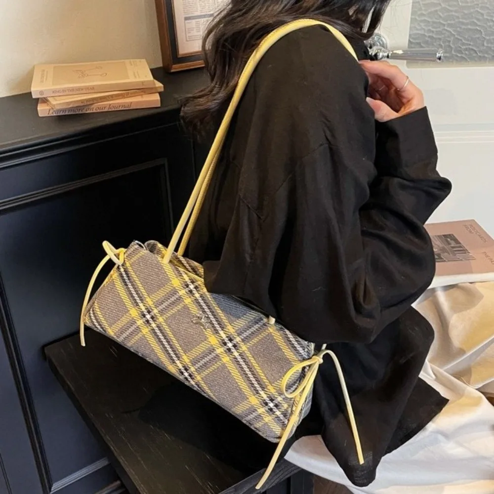 

Retro Striped Plaid Shoulder Bags Simple Style Large Capacity Zipper Bow Handbags Durable Versatile Long Strap Underarm Bag