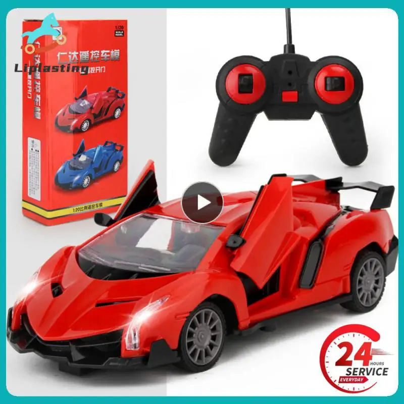 

Детские игрушки 4wd внедорожник Rc игрушка подарок прочный корпус с гладкой поверхностью с холодными световыми эффектами пульт дистанционного управления Ca