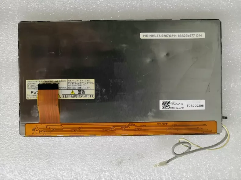 

6,5-дюймовый жидкокристаллический дисплей TFD65W51B