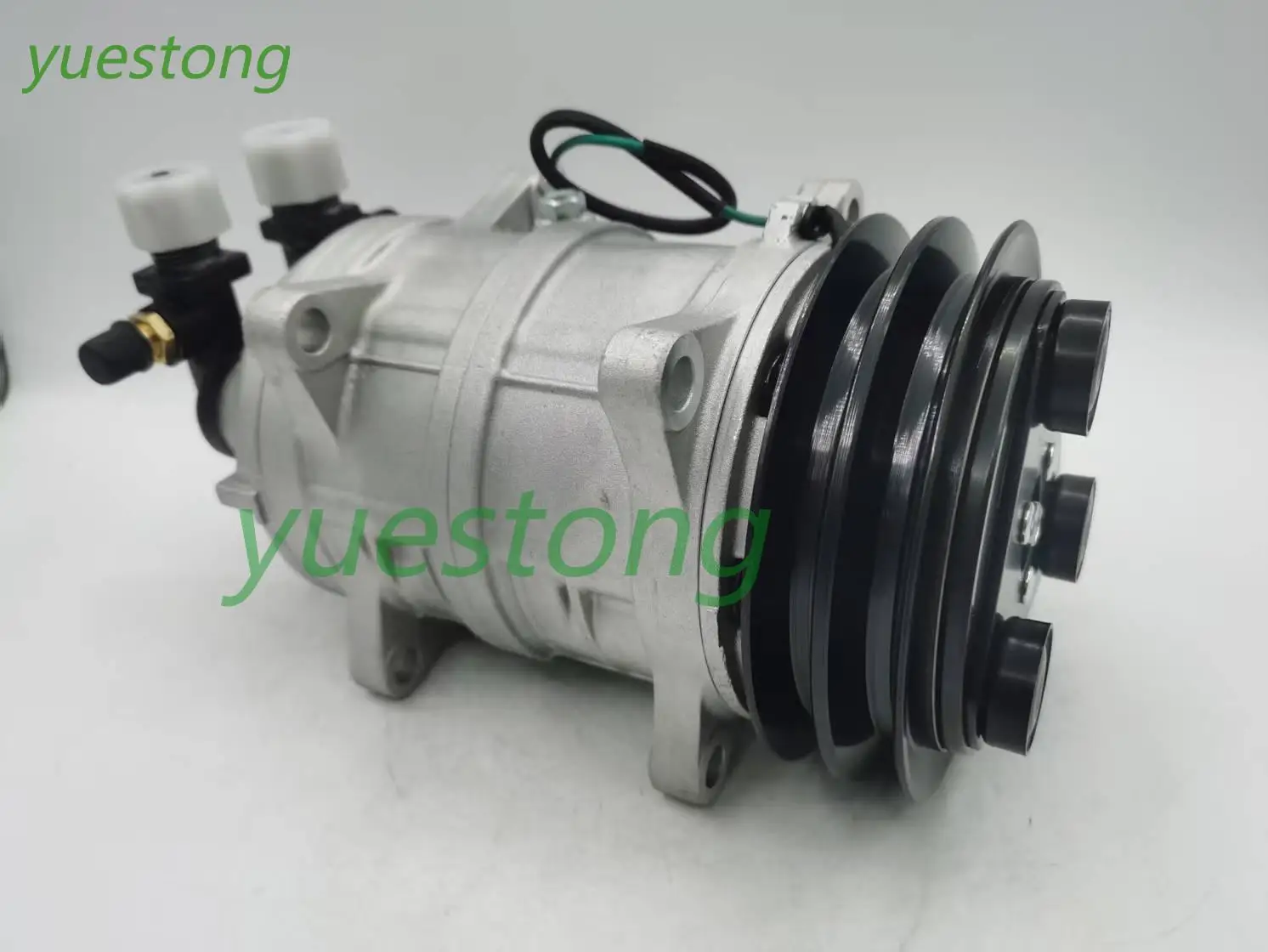 

AC Compressor w A/C Clutch Diesel for Tama TM-16HS 488-46011 48846091 48846311 85100559 2521180 10056011 435-56011