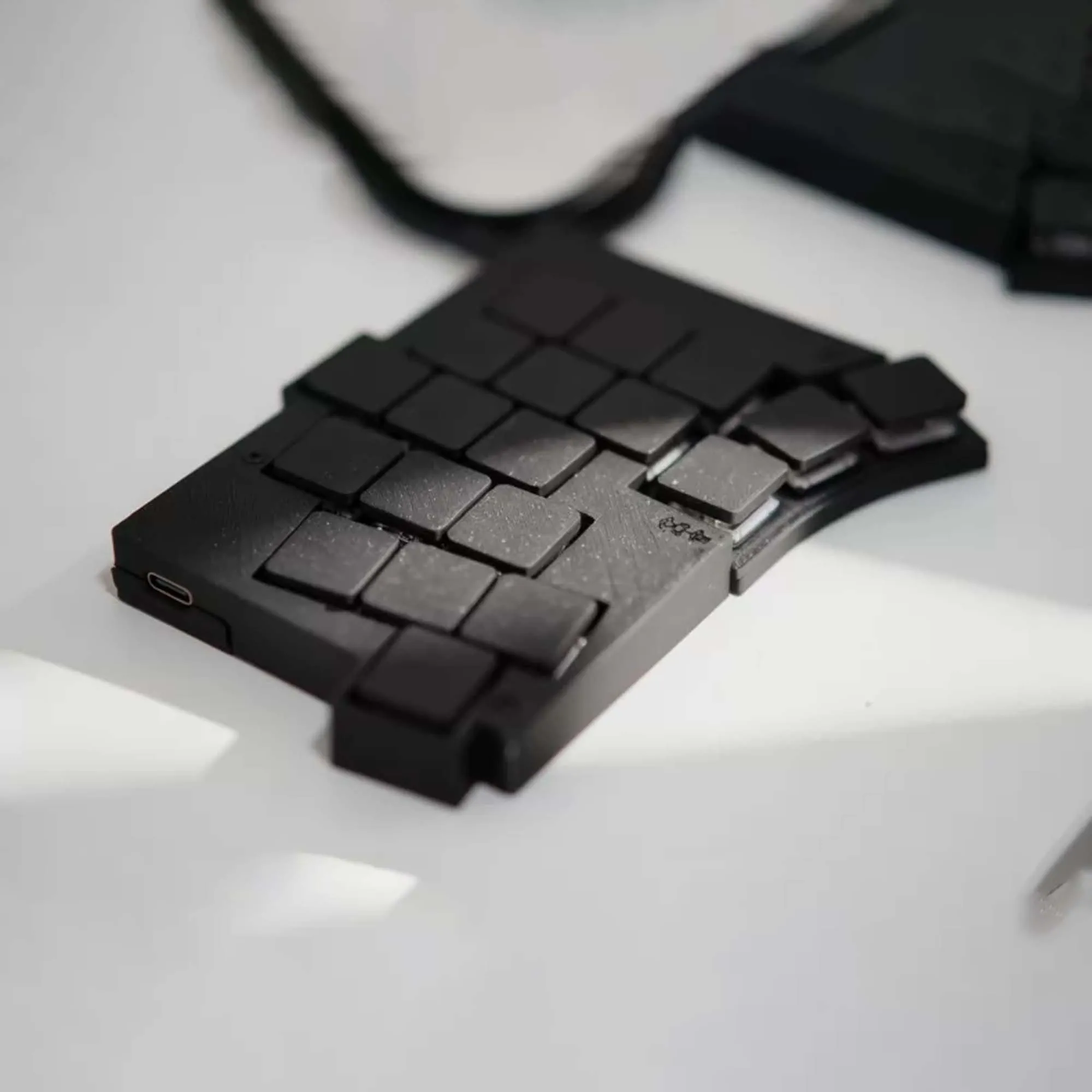 TOTEM Split Keyboard Wired Hot Swap FDM 3D Printing VIAL Split Keyboard Kit PC Gamer Accessories Gifts