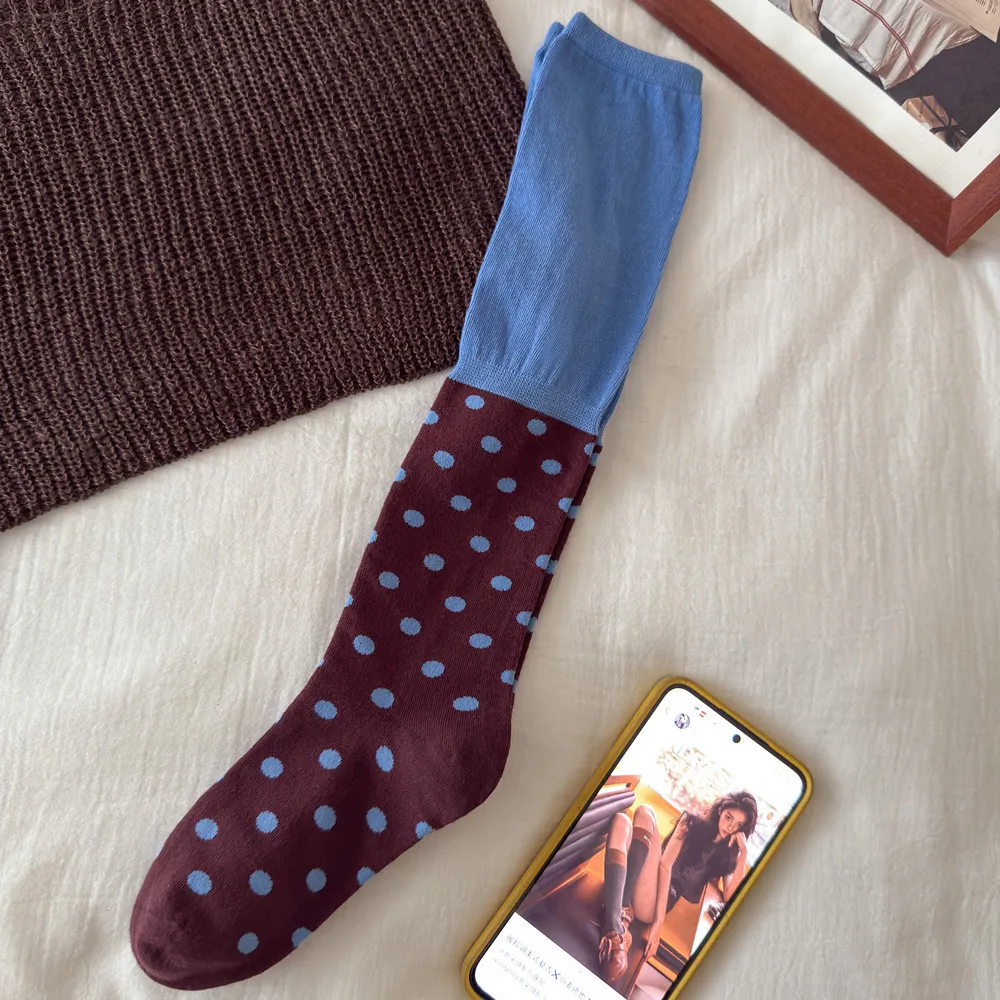 Vintage Farbblockierte Punkte Damensocken Herbst Winter Neue Gestrickte Baumwoll-Elastische Lange Socken Damen Polka Dot Japanische Niedliche Socken – Detail 2