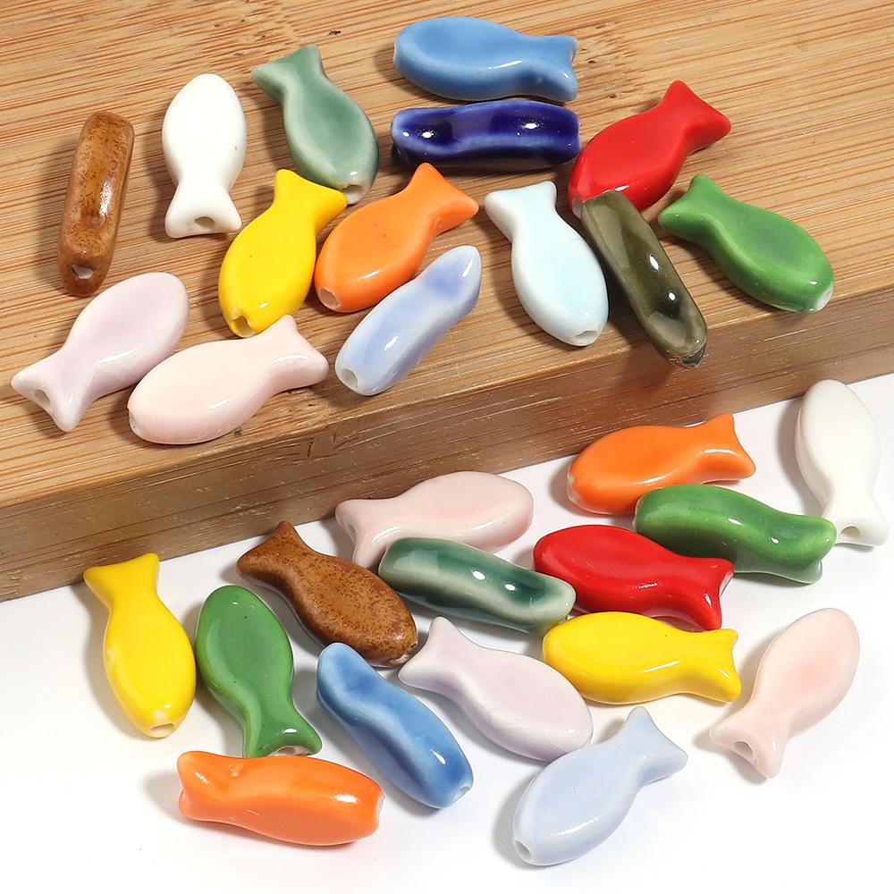 6 Stück bunte kleine Fisch-Keramikperlen, Charms, Abstandshalter, lose Perlen für die Schmuckherstellung, DIY-Halskette, Armband, Schlüsselanhänger-Zubehör – Detail 6