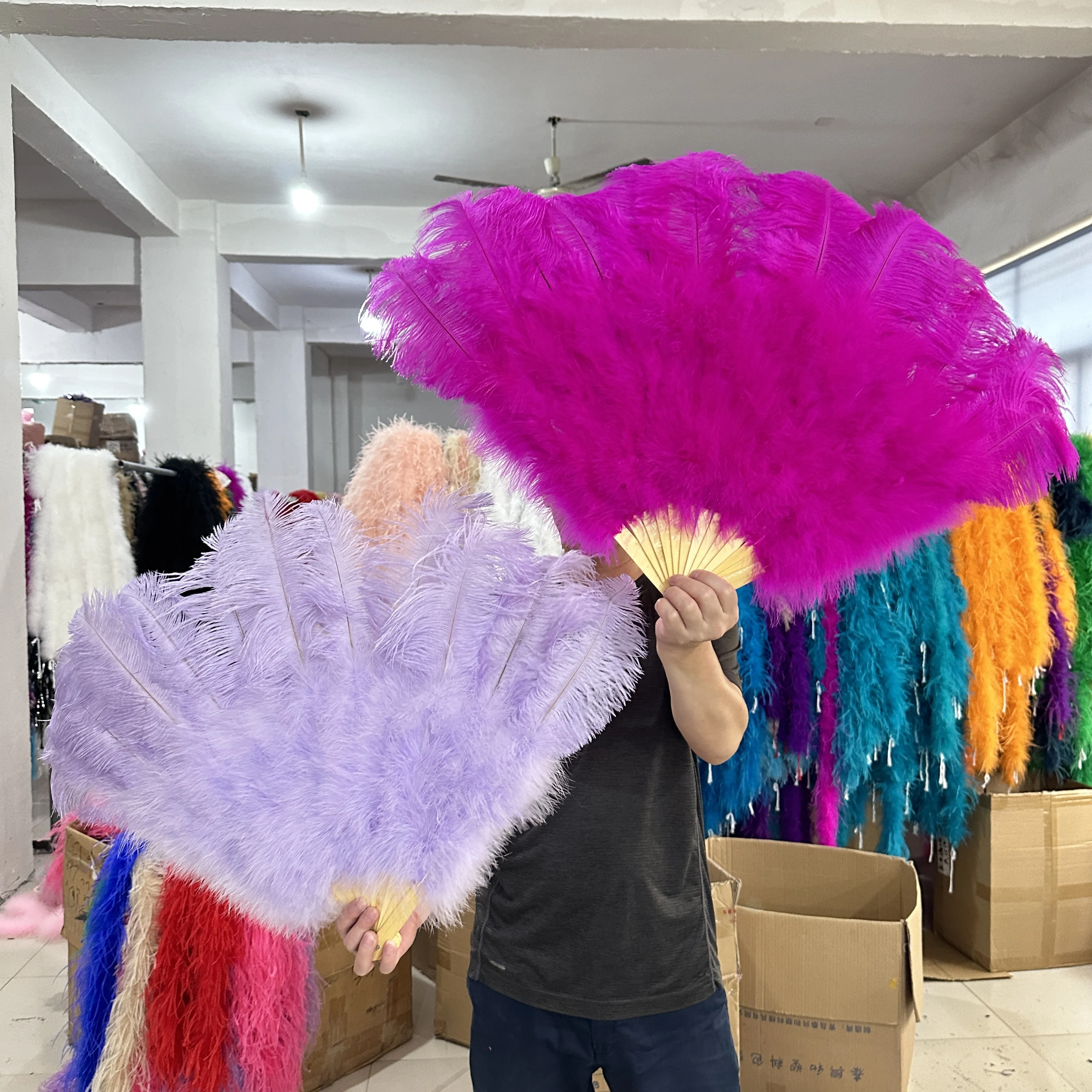 

100cm Colored Ostrich Feathers Fan 13Bone Plumages Fans Foldable Stage Show Performance Dance props Crafts Fan with feather