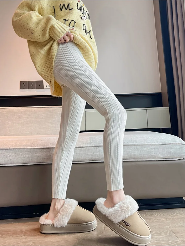 Striped Jacquard Knitted Bottom Pants For Women Autumn/Winter 2025 New High Waist Tight Elastic Small Leg Pants For Outer Wear