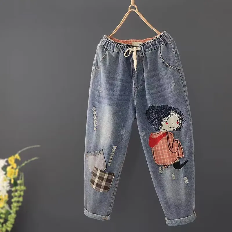 刺繍ジーンズ女性の春と夏の新しいクロップドレトロカジュアル特大ルーズハイウエスト刺繍スリムで多用途