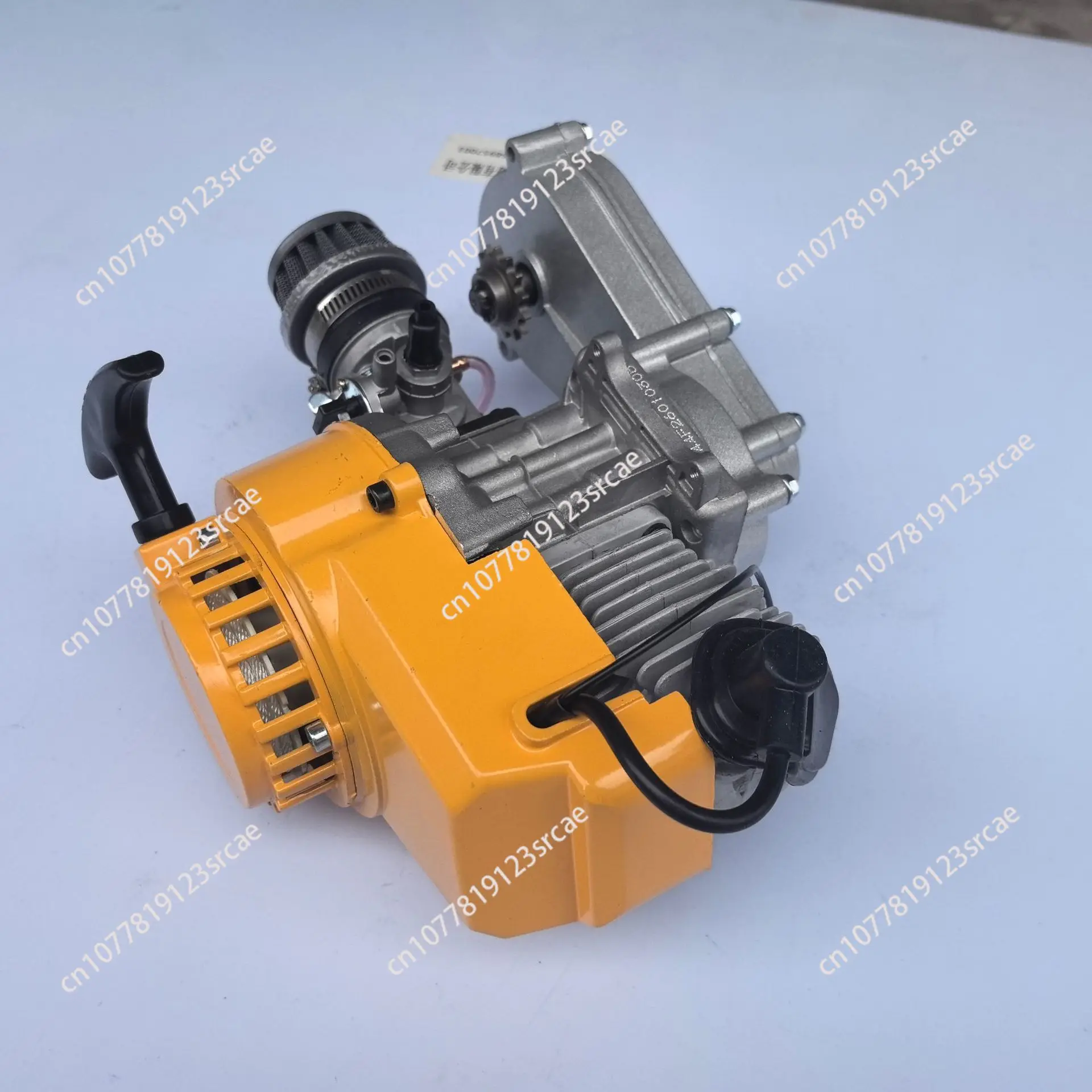 49CC mini motorcycle  engine is suitable for small sports cars, two-stroke, 44-6 mixed oil, T8F chain
