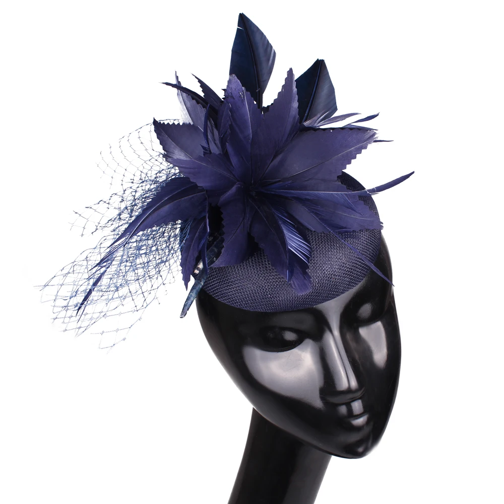 Eleganter Braut-Fascinator für Damen, schicker Blumen-Kopfschmuck mit Haarband, stilvolle Haaraccessoires für besondere Anlässe – Detail 10