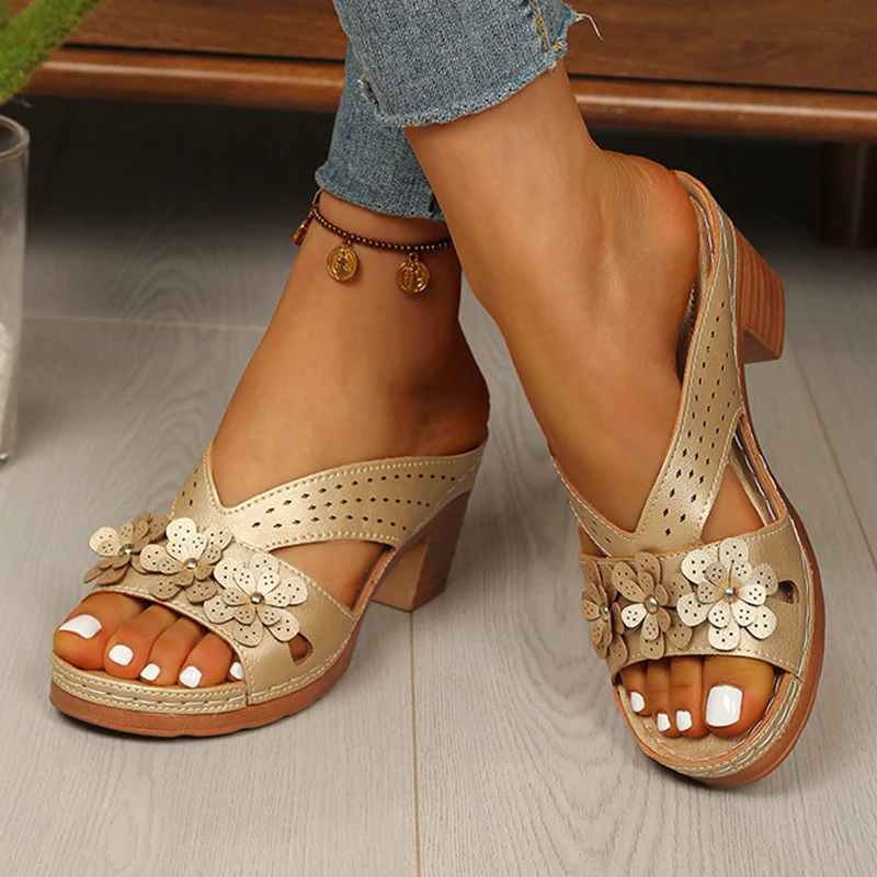 Retro Flower Decor Platform High Heel Sandals Women 2026 Summer Gold Pu Leather Roman Sandals Woman Plus Size 43 Beach Shoes - view 2