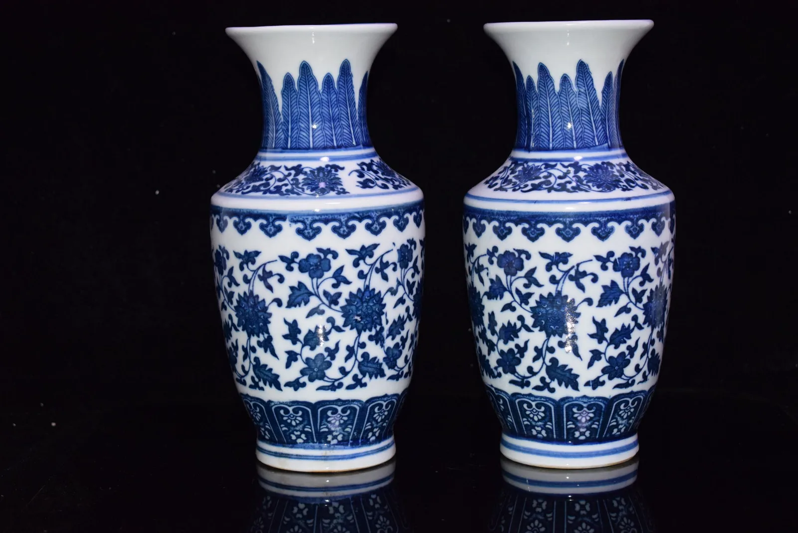 2pc Exquisite China Jingdezhen Hand Painted Flower Blue and White Porcelain Vase