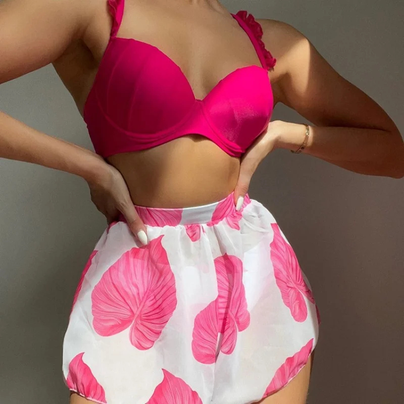 

New printed shorts sexy three-piece swimsuit bikini tight-fitting backless swimwear